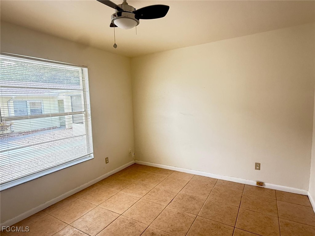 4926 Vincennes Court #5 Cape Coral FL 33904 2025007216 image8