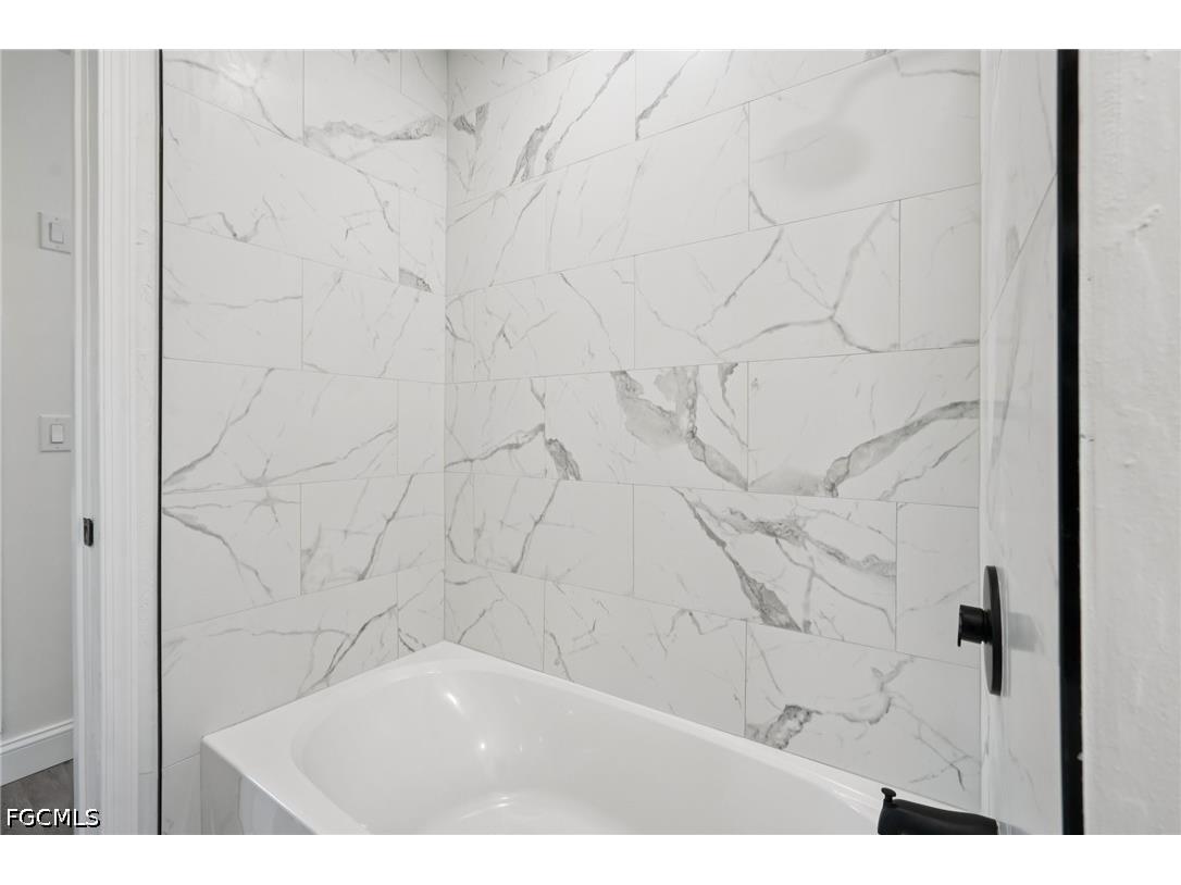 4927 Billys Creek Drive Fort Myers FL 33905 2026017863 image12