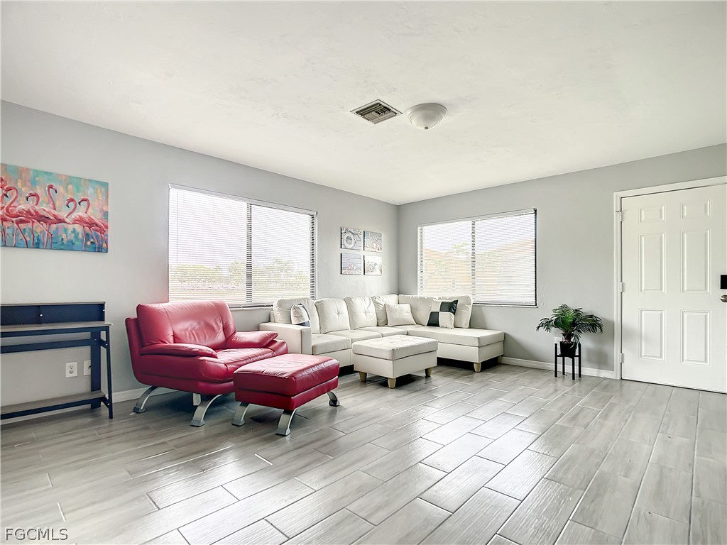 4928/5000 SW 16th Place Cape Coral FL 33914 2026011492 image7