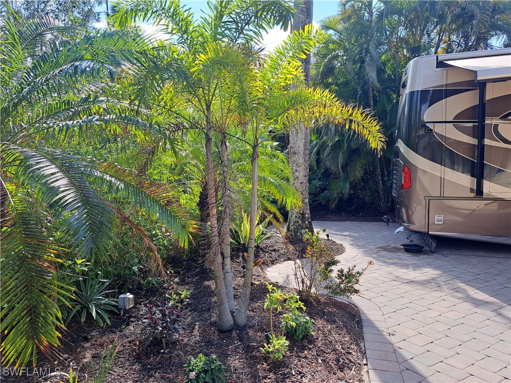 4928 Coach Lane Naples FL 34114 225075261 image14