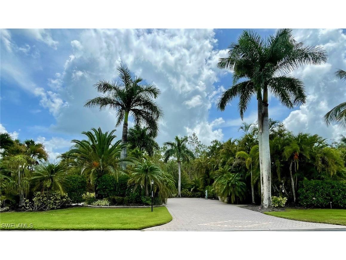 4928 Coach Lane Naples FL 34114 225075261 image2