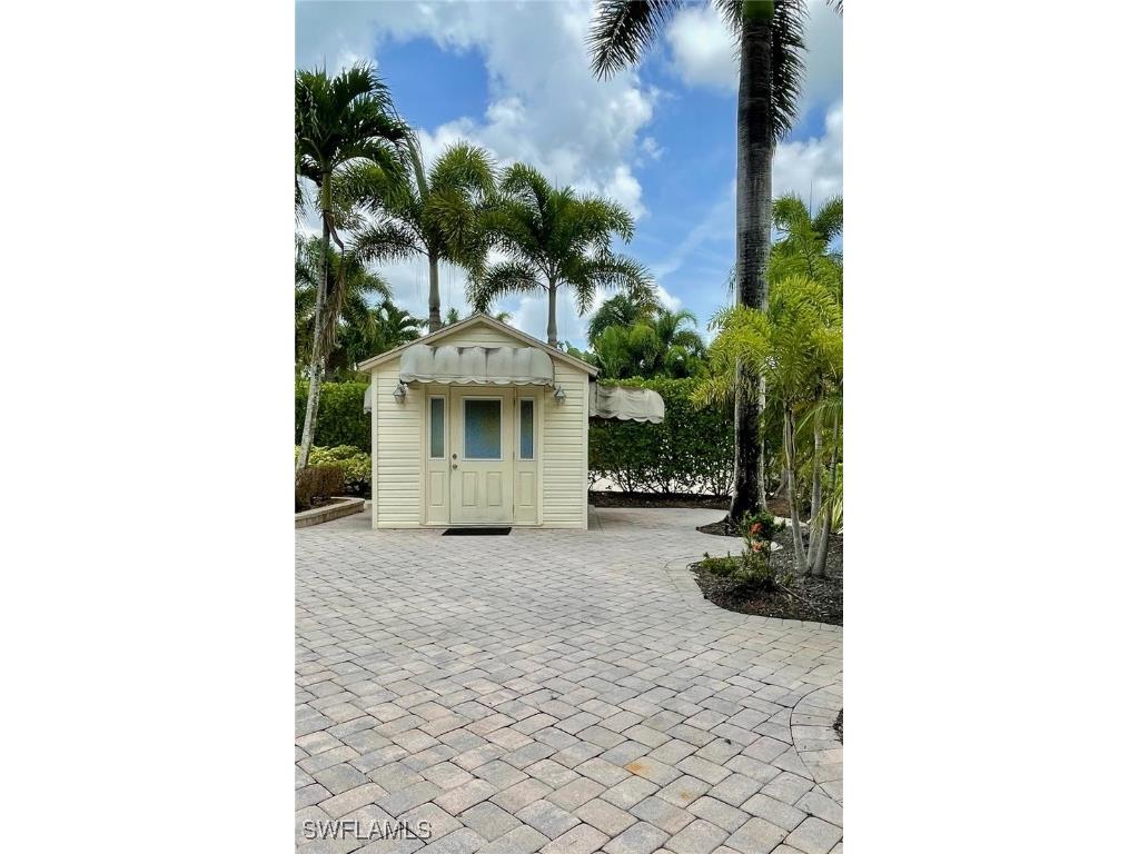 4928 Coach Lane Naples FL 34114 225075261 image7