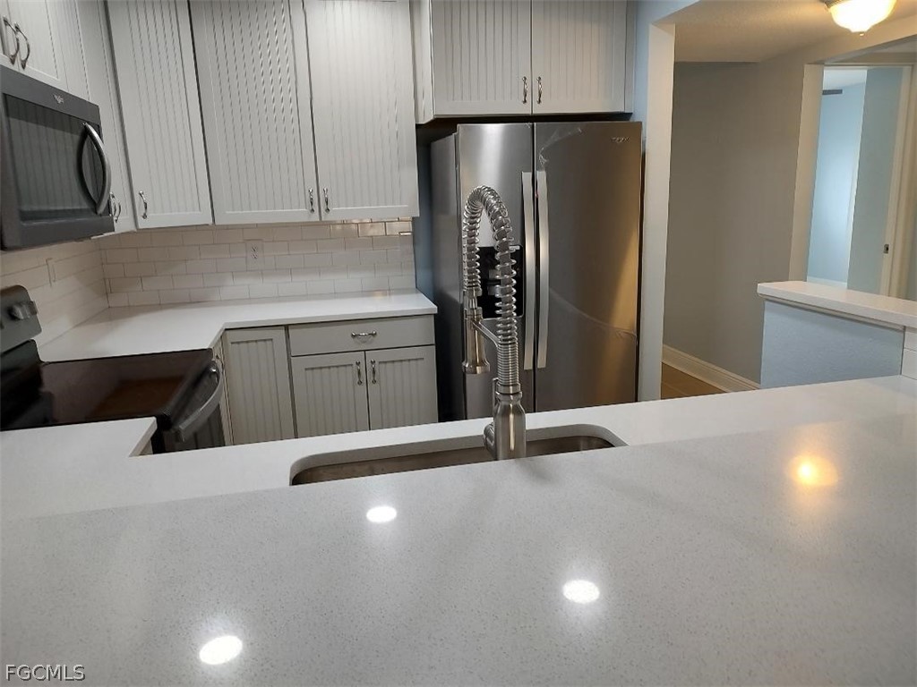 4928 Vincennes Street #B1 Cape Coral FL 33904 2026007491 image2