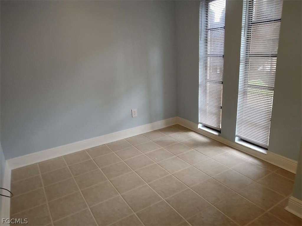 4928 Vincennes Street #B1 Cape Coral FL 33904 2026007491 image7