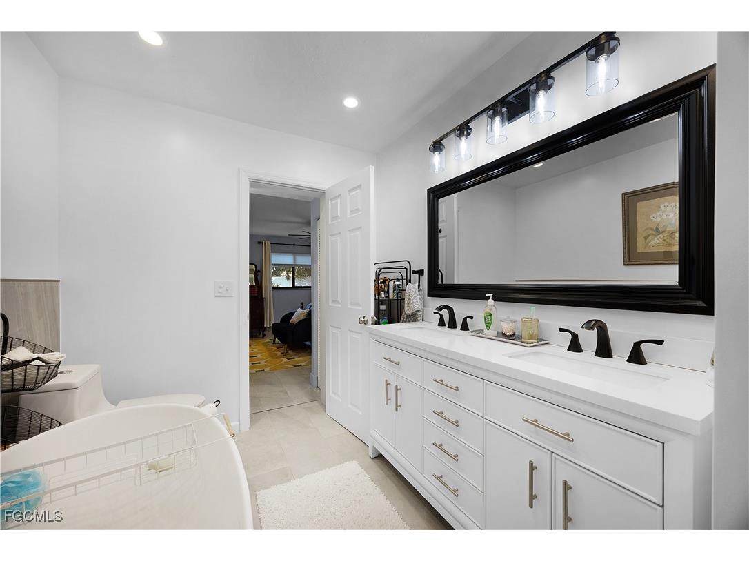 4929 Edith Esplanade Cape Coral FL 33904 2025020616 image22