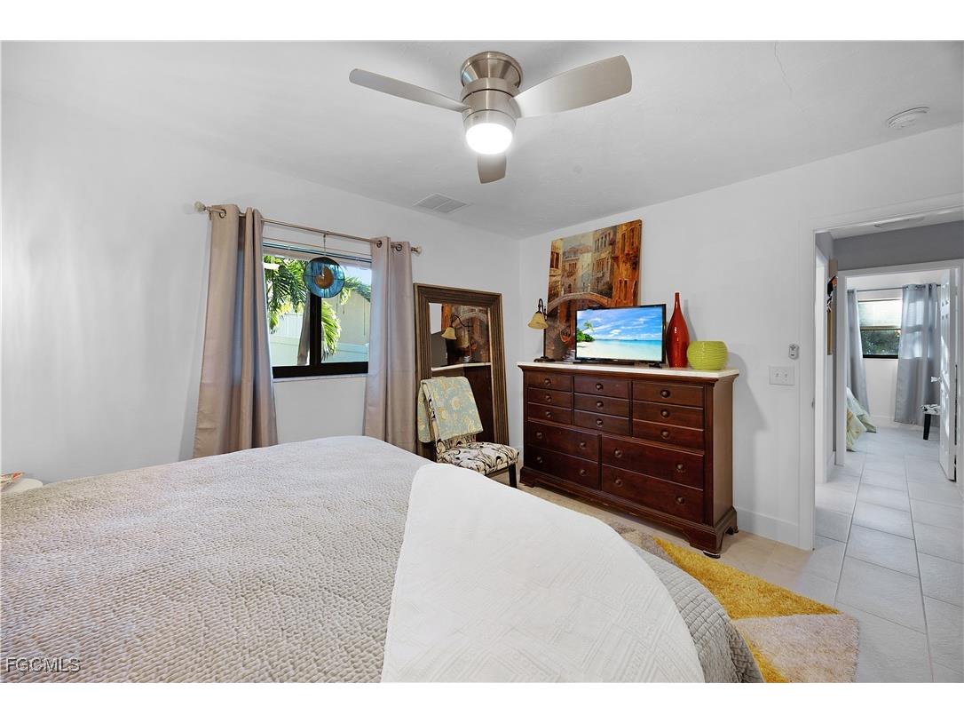 4929 Edith Esplanade Cape Coral FL 33904 2025020616 image27