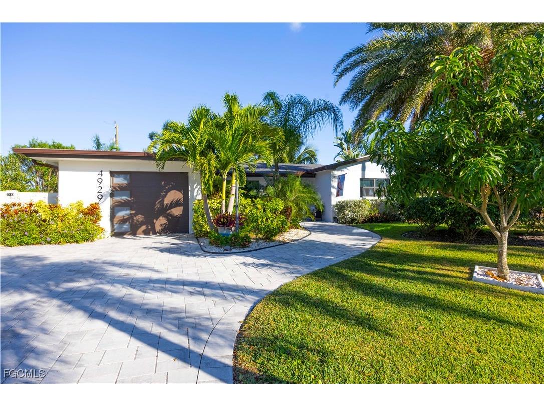 4929 Edith Esplanade Cape Coral FL 33904 2025020616 image3