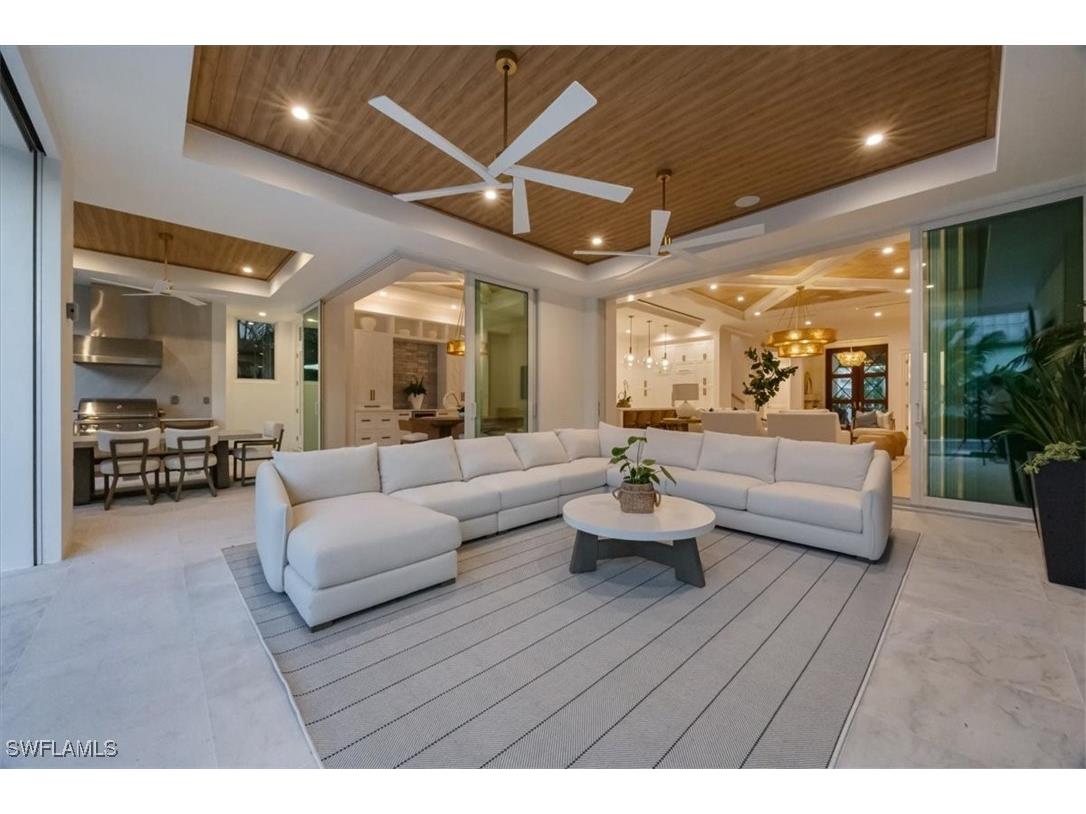 493 8th Avenue S Naples FL 34102 225077622 image12