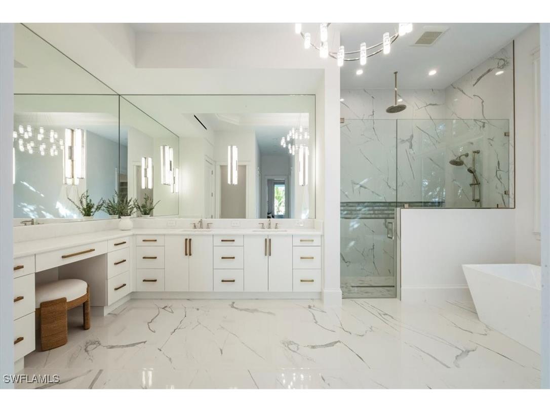 493 8th Avenue S Naples FL 34102 225077622 image16