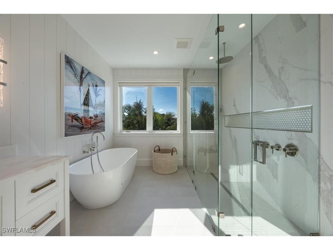 493 8th Avenue S Naples FL 34102 225077622 image34