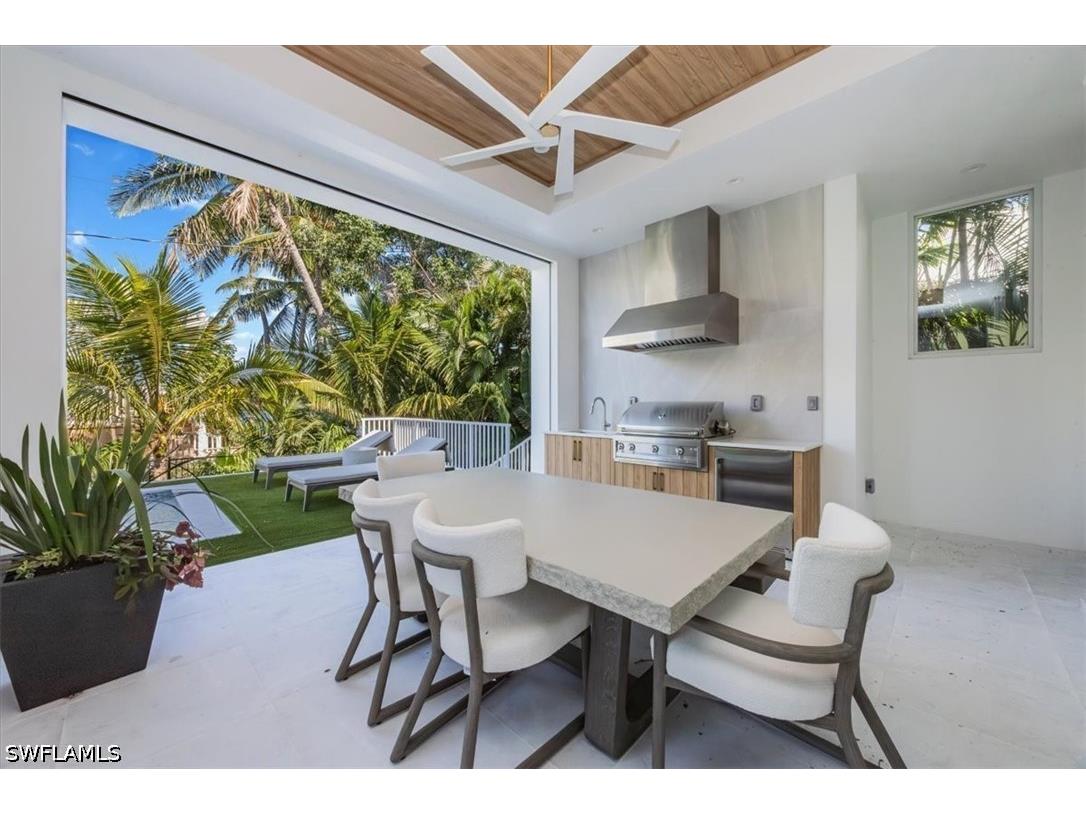493 8th Avenue S Naples FL 34102 226016685 image6