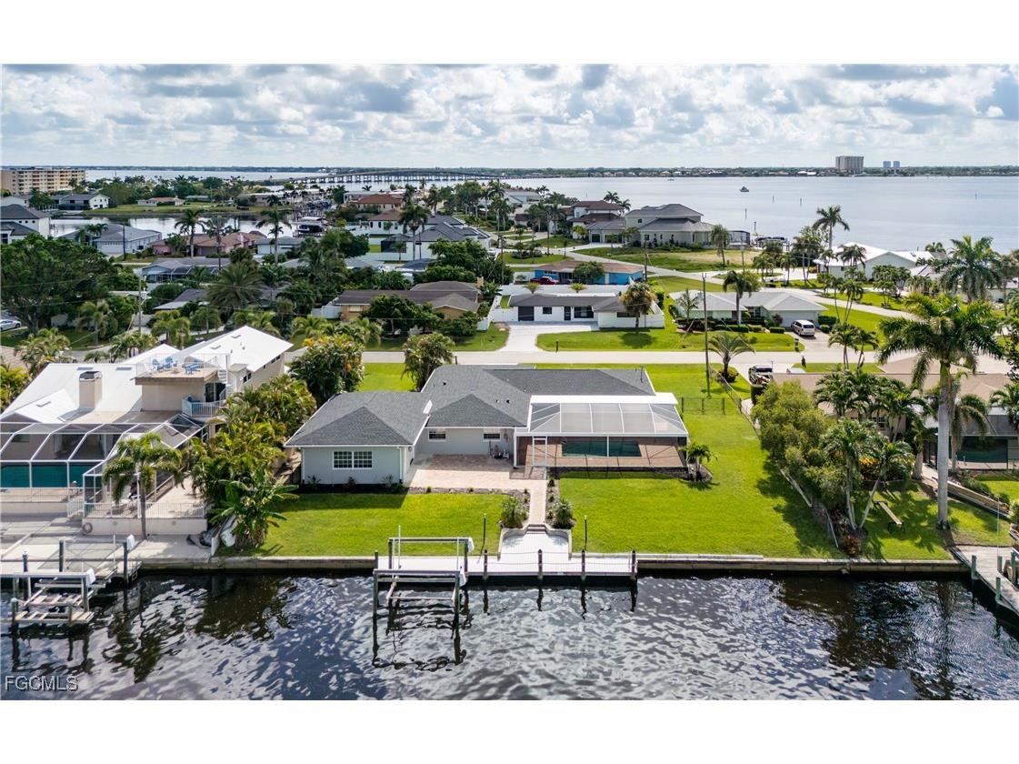 4930 Edith Esplanade Cape Coral FL 33904 2025005942 image10