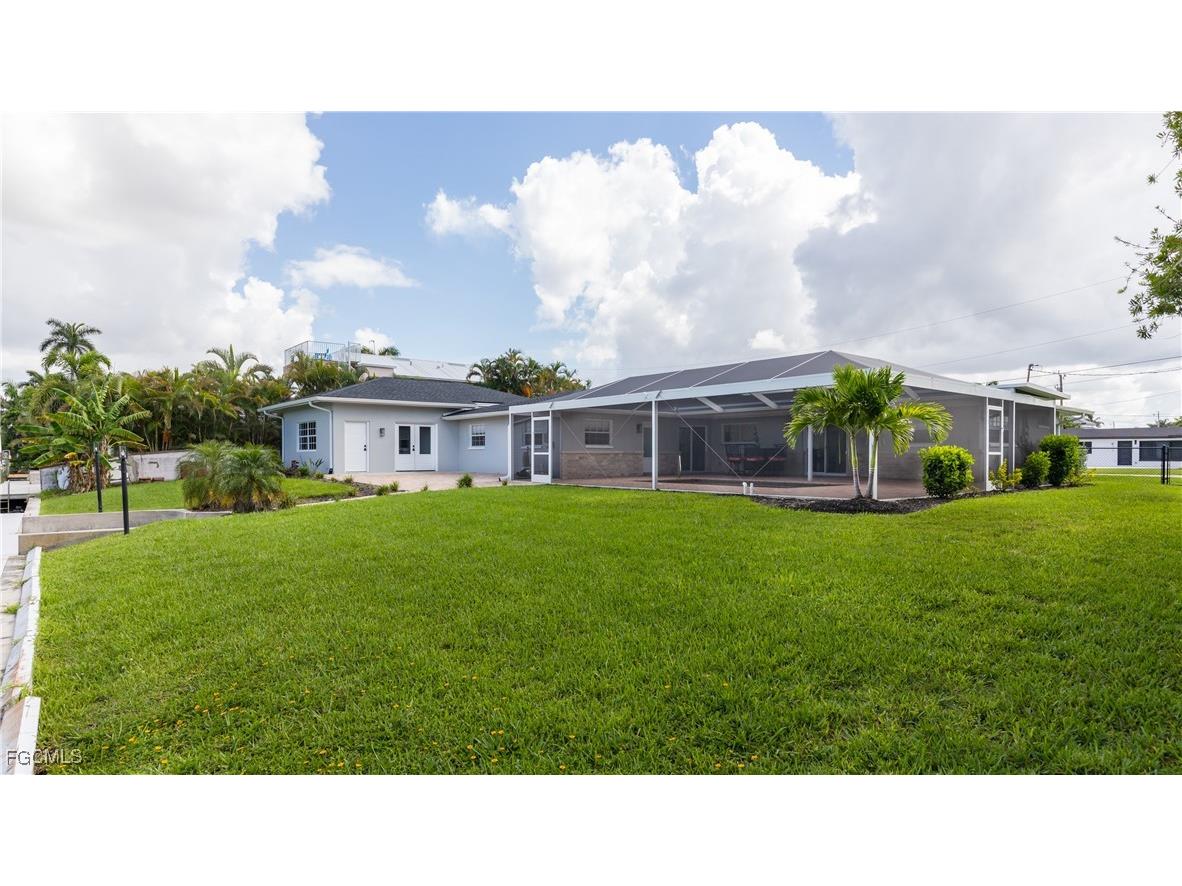 4930 Edith Esplanade Cape Coral FL 33904 2025005942 image12