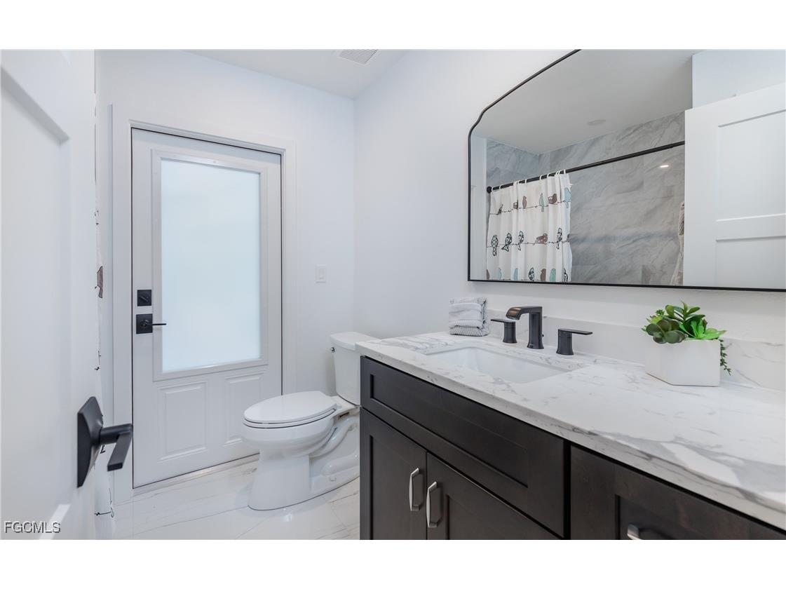 4930 Edith Esplanade Cape Coral FL 33904 2025005942 image17