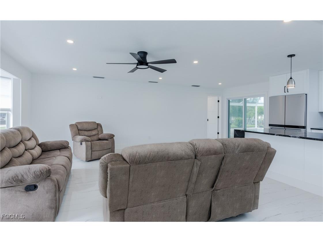 4930 Edith Esplanade Cape Coral FL 33904 2025005942 image32