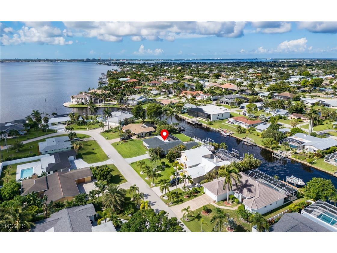4930 Edith Esplanade Cape Coral FL 33904 2025005942 image4