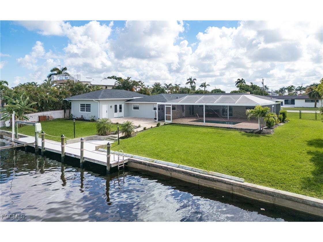 4930 Edith Esplanade Cape Coral FL 33904 2025005942 image8