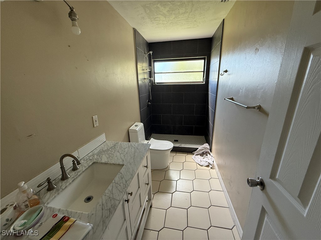 4930 Orange Grove Boulevard North Fort Myers FL 33903 225083866 image14