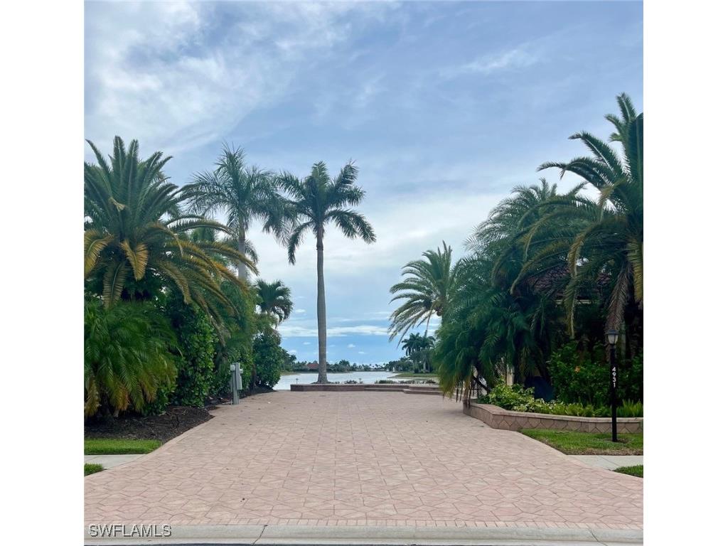 4931 Coach Lane Naples FL 34114 225075205 image1