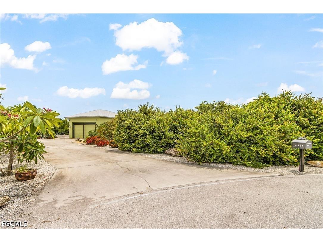 4931 Island Acres Court Saint James City FL 33956 2026026483 image3