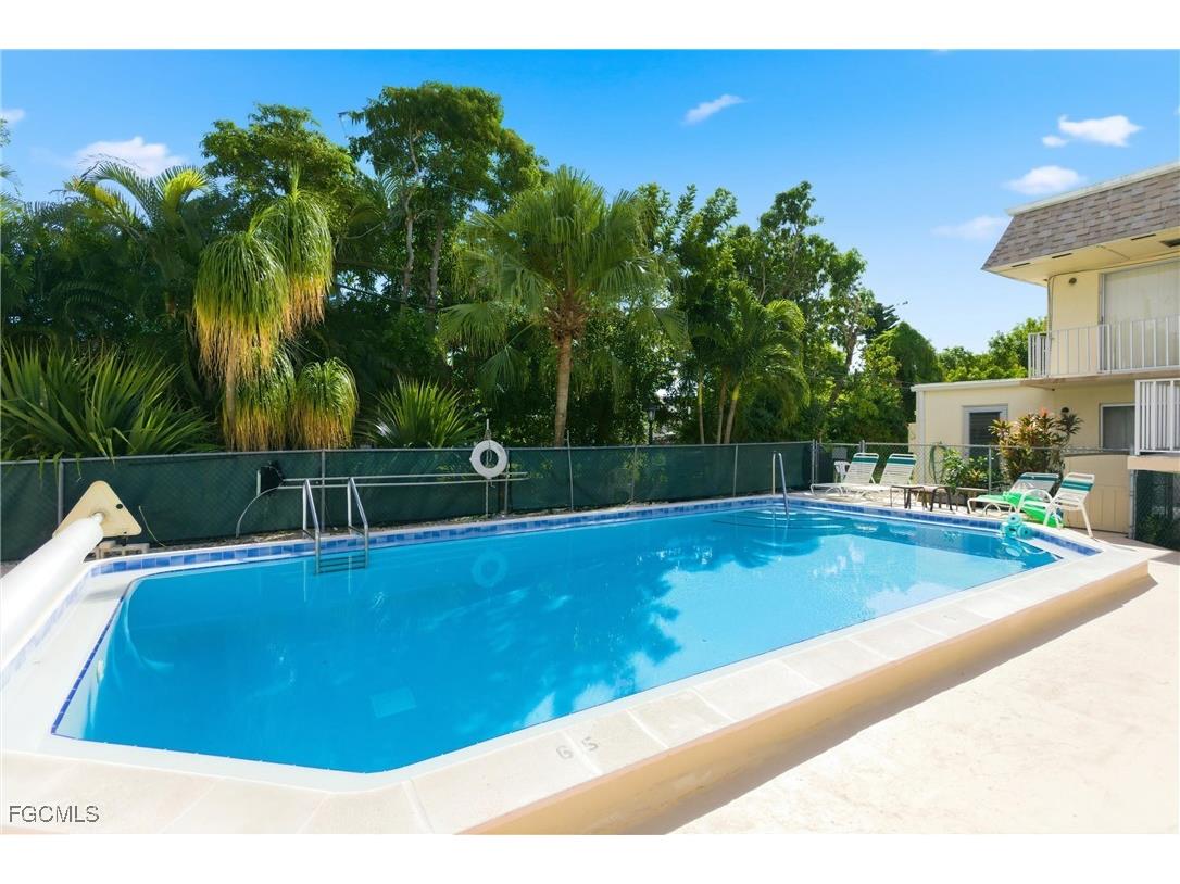 4931 Vincennes Court #4 Cape Coral FL 33904 2025019302 image1