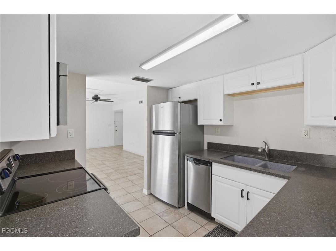 4931 Vincennes Court #4 Cape Coral FL 33904 2025019302 image10