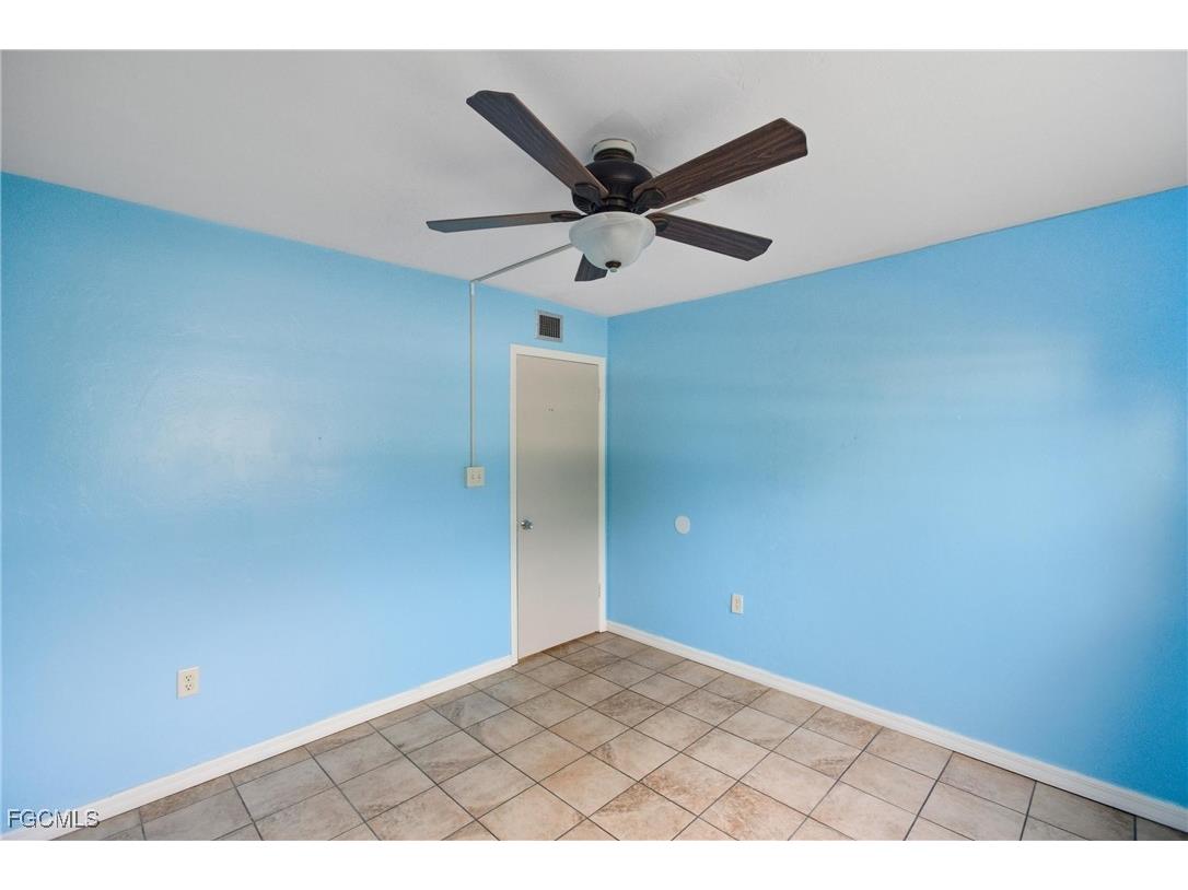 4931 Vincennes Court #4 Cape Coral FL 33904 2025019302 image15