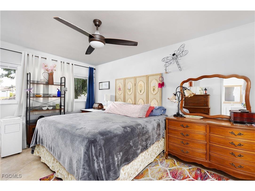 4932 Nassau Court Cape Coral FL 33904 2025020155 image12