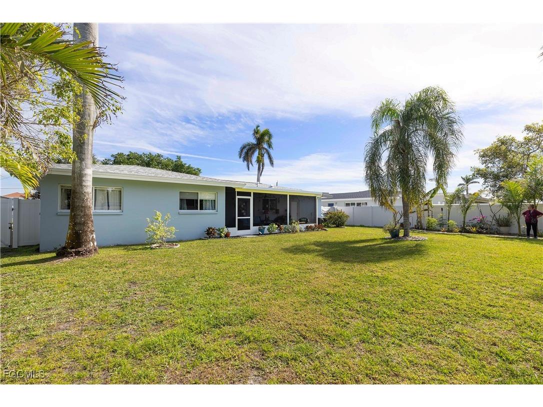 4932 Nassau Court Cape Coral FL 33904 2025020155 image27