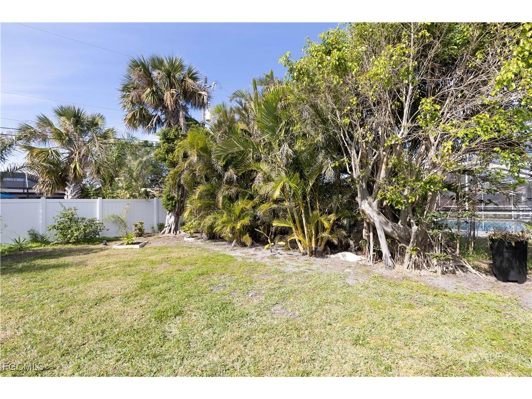 4932 Nassau Court Cape Coral FL 33904 2025020155 image28