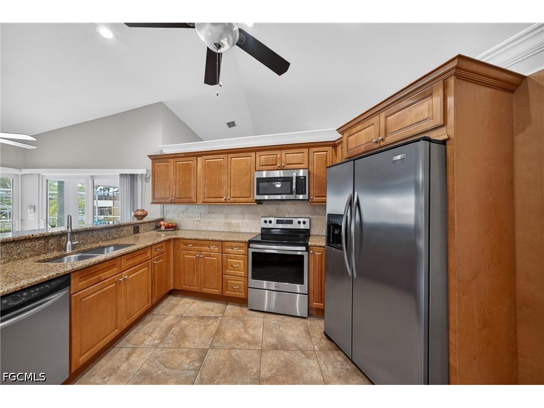 4933 Seville Court Cape Coral FL 33904 2026021525 image13