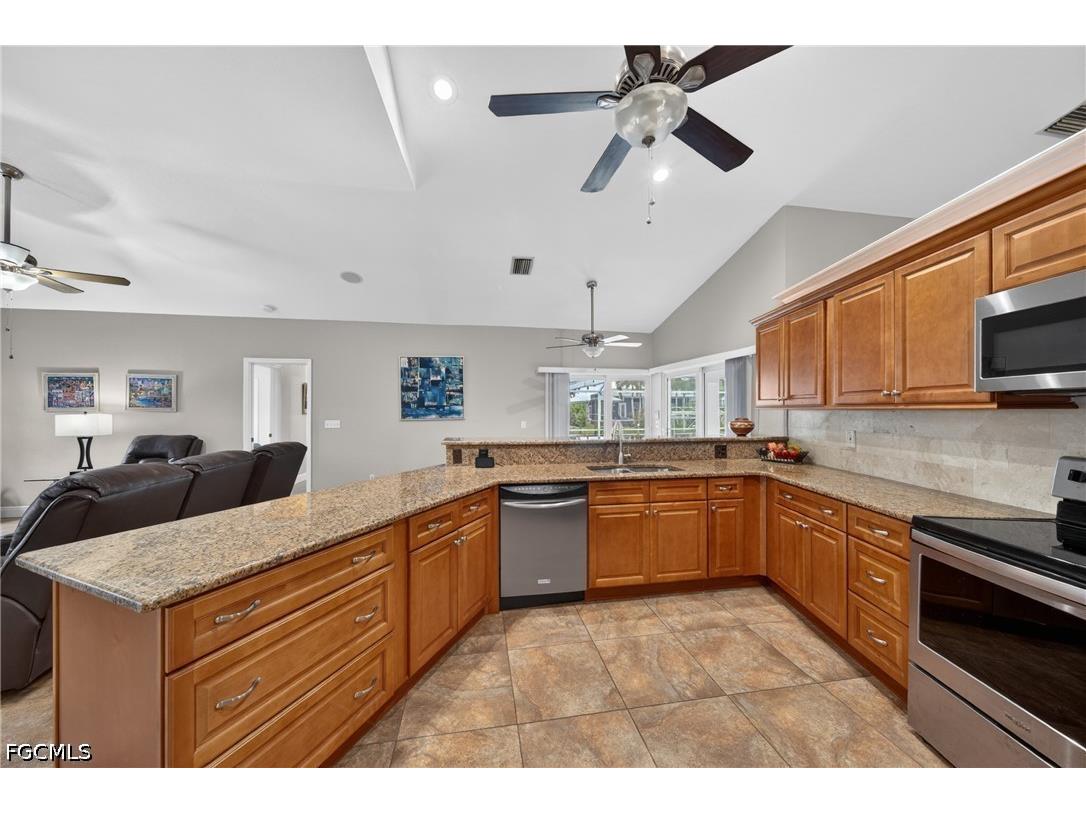 4933 Seville Court Cape Coral FL 33904 2026021525 image14