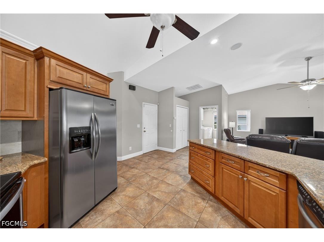 4933 Seville Court Cape Coral FL 33904 2026021525 image15