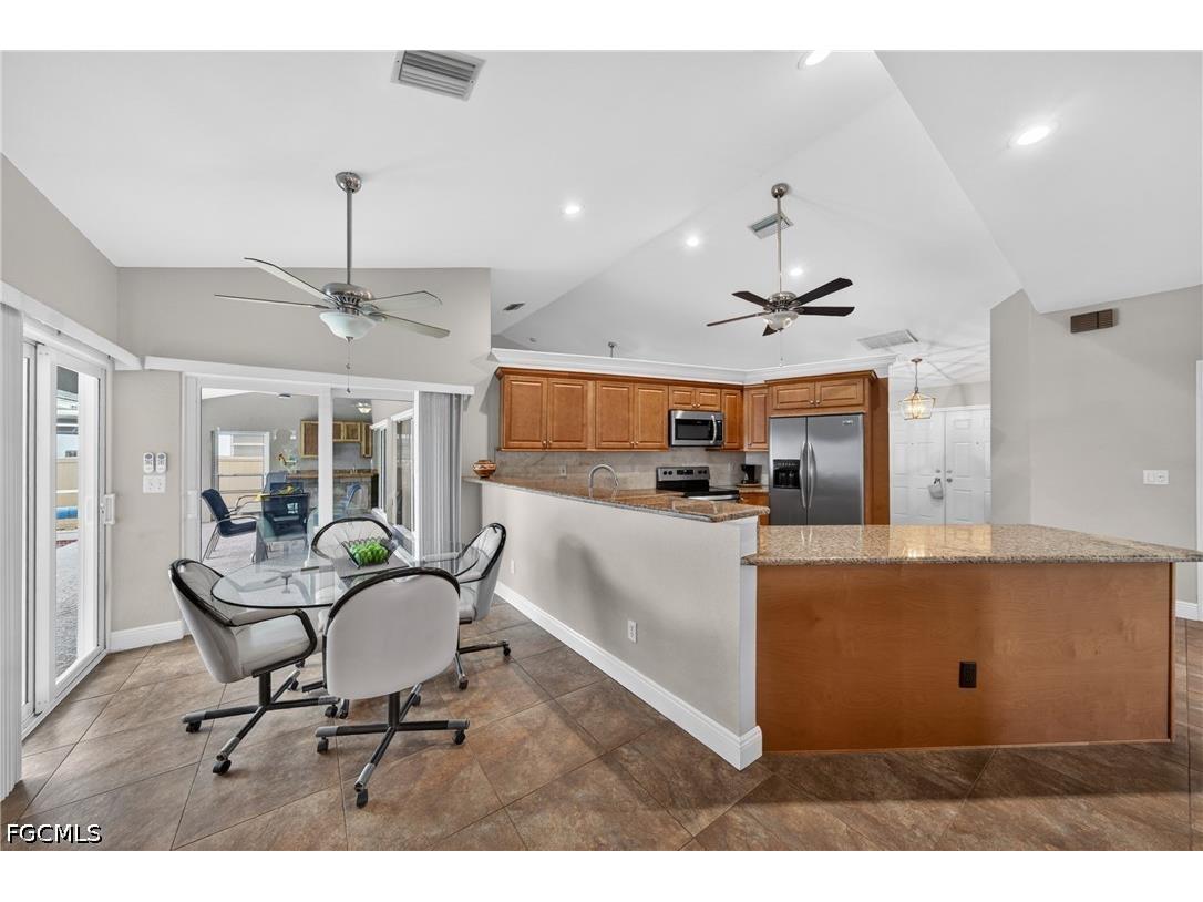 4933 Seville Court Cape Coral FL 33904 2026021525 image17