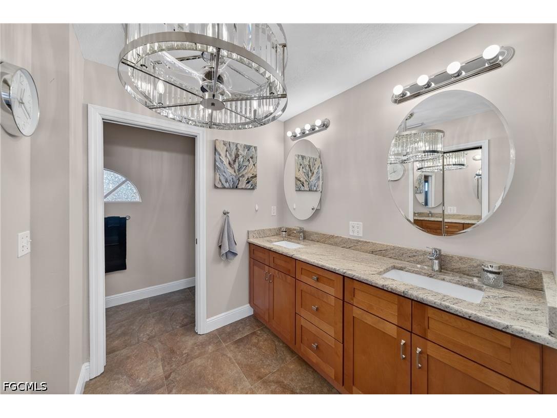4933 Seville Court Cape Coral FL 33904 2026021525 image24