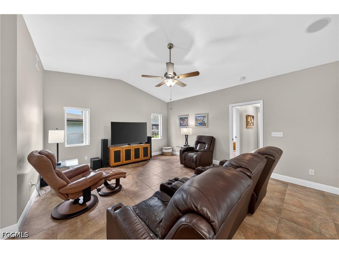 4933 Seville Court Cape Coral FL 33904 2026021525 image6