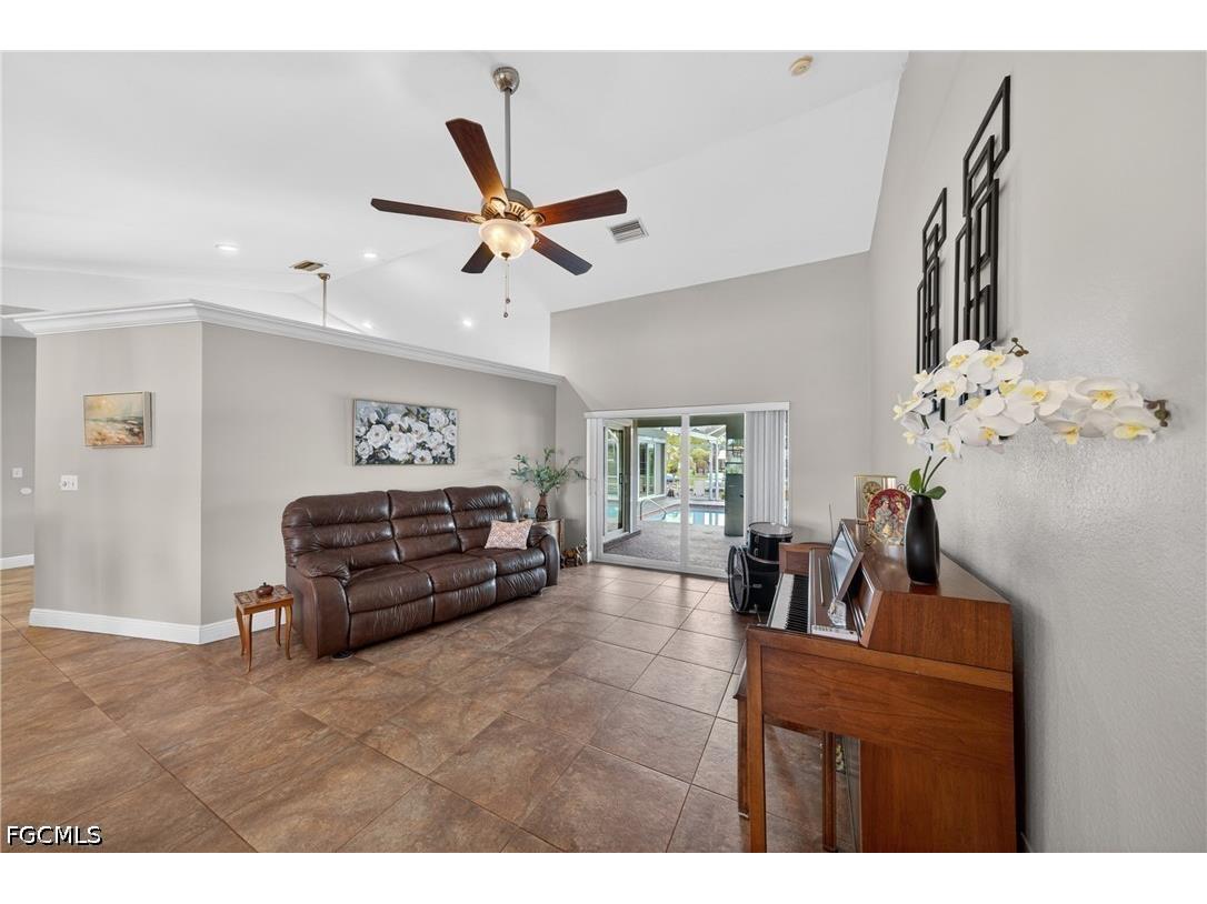 4933 Seville Court Cape Coral FL 33904 2026021525 image8