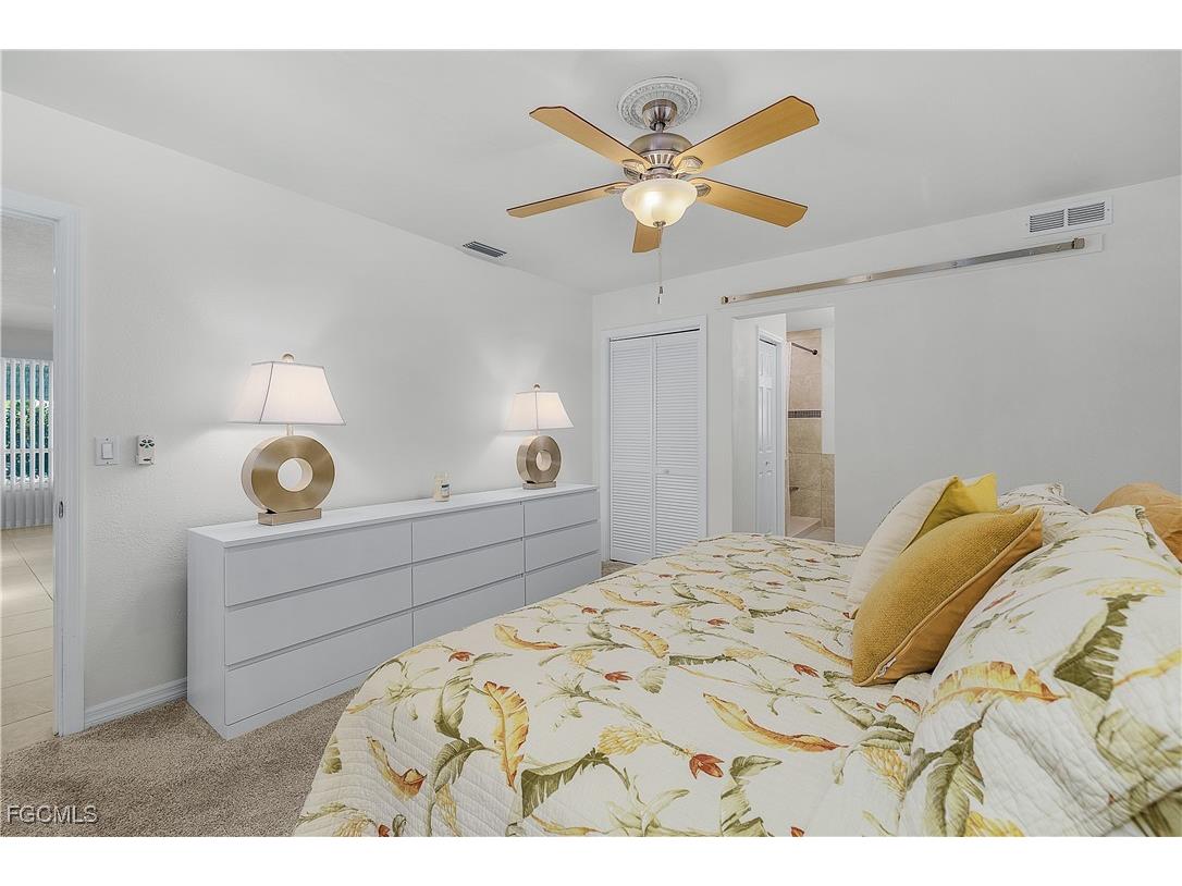 4933 Triton Court W Cape Coral FL 33904 2025025186 image10