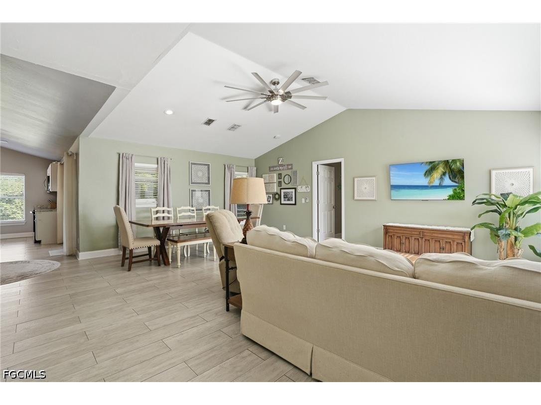 4934 SW 20th Place Cape Coral FL 33914 2026025307 image1