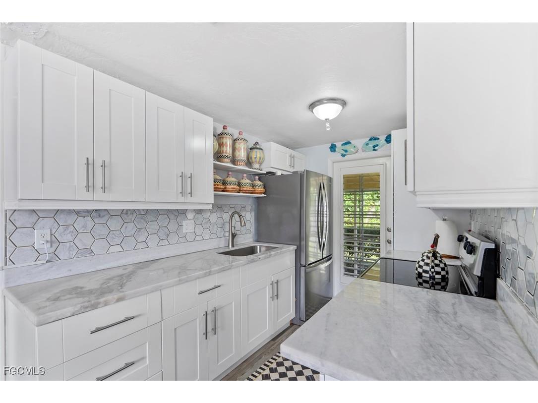 4936 West Boulevard #10 Naples FL 34103 2025012598 image20