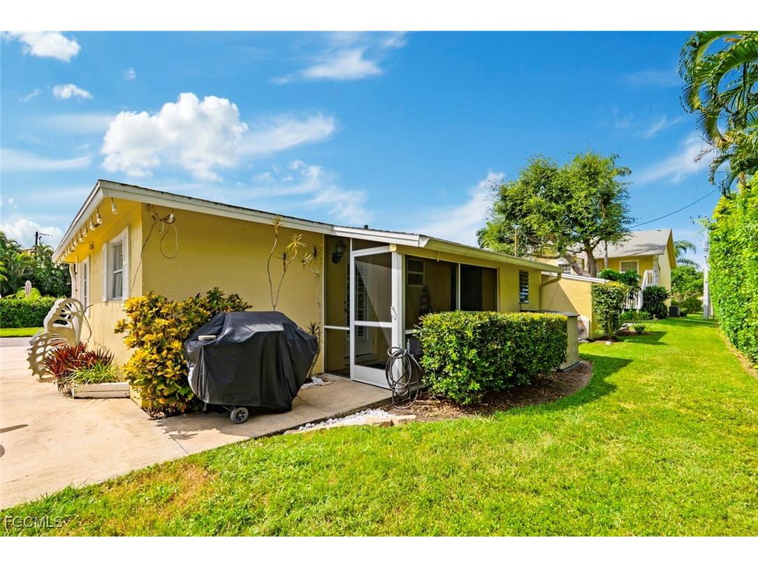 4936 West Boulevard #10 Naples FL 34103 2025012598 image36