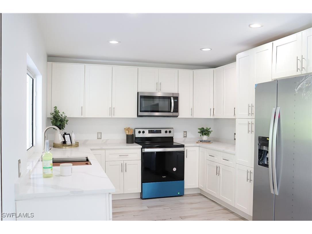 4937 Royal Palm Drive Estero FL 33928 225028660 image11