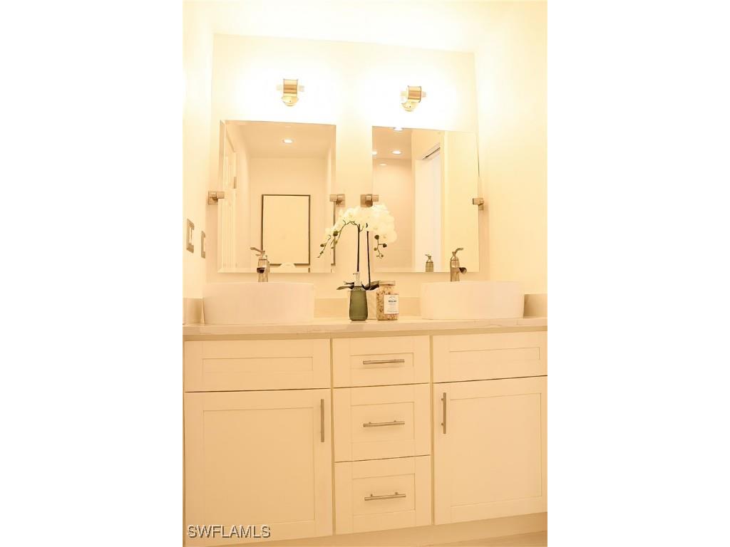 4937 Royal Palm Drive Estero FL 33928 225028660 image21