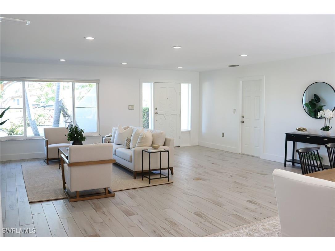 4937 Royal Palm Drive Estero FL 33928 225028660 image8