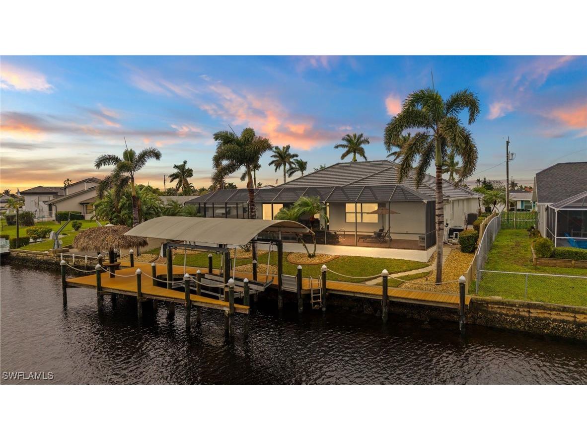 4937 Seville Court Cape Coral FL 33904 224093198 image1