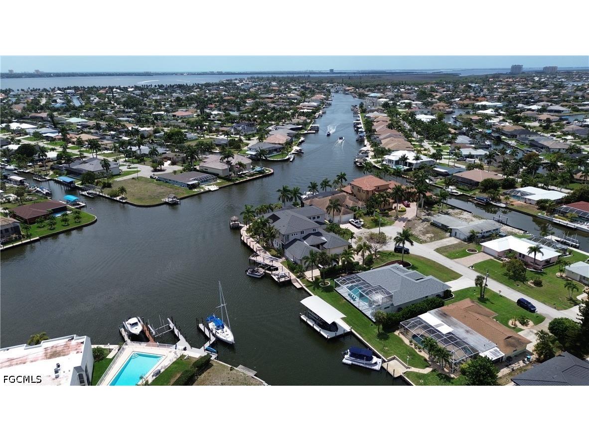 4937 Triton Court W Cape Coral FL 33904 2026014567 image3