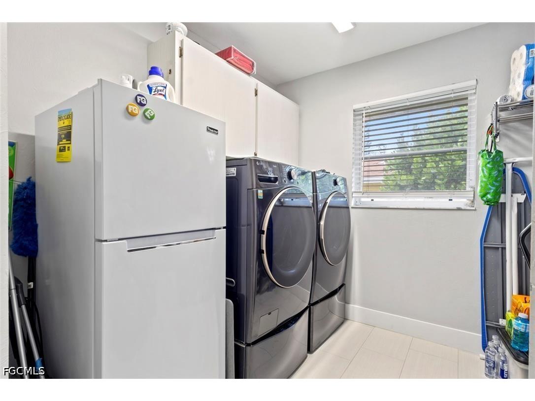 4937 Triton Court W Cape Coral FL 33904 2026014567 image34