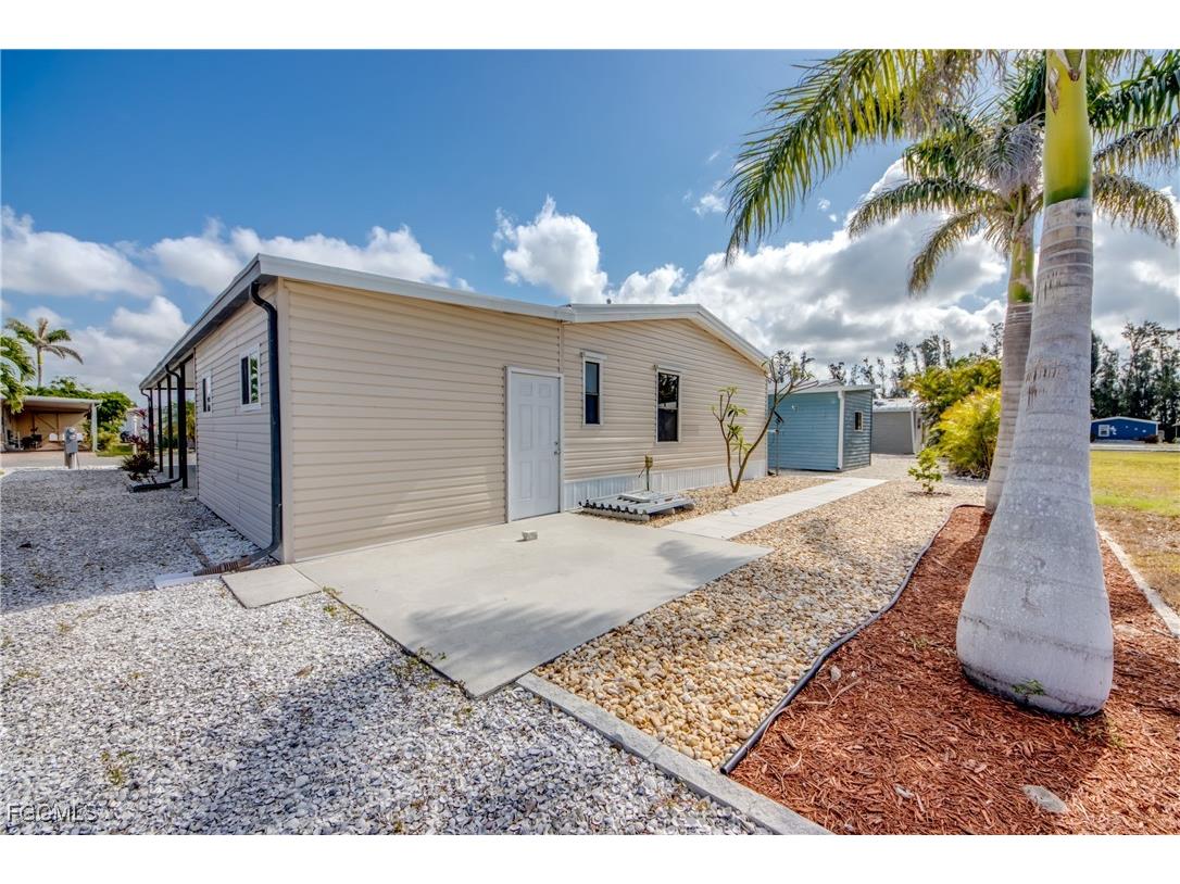 4939 Mullette Lane Saint James City FL 33956 2025024128 image36