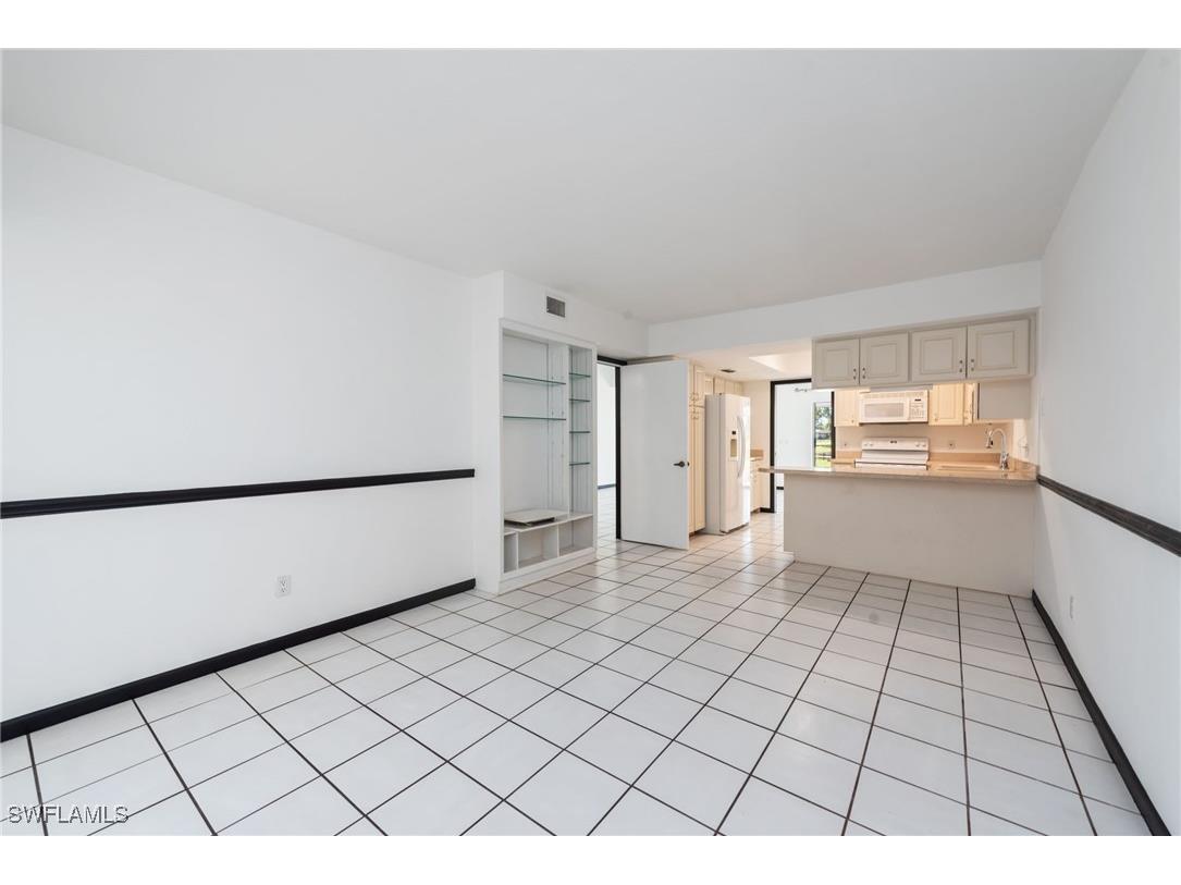 494 Bristle Cone Lane #48 Naples FL 34113 225079640 image9