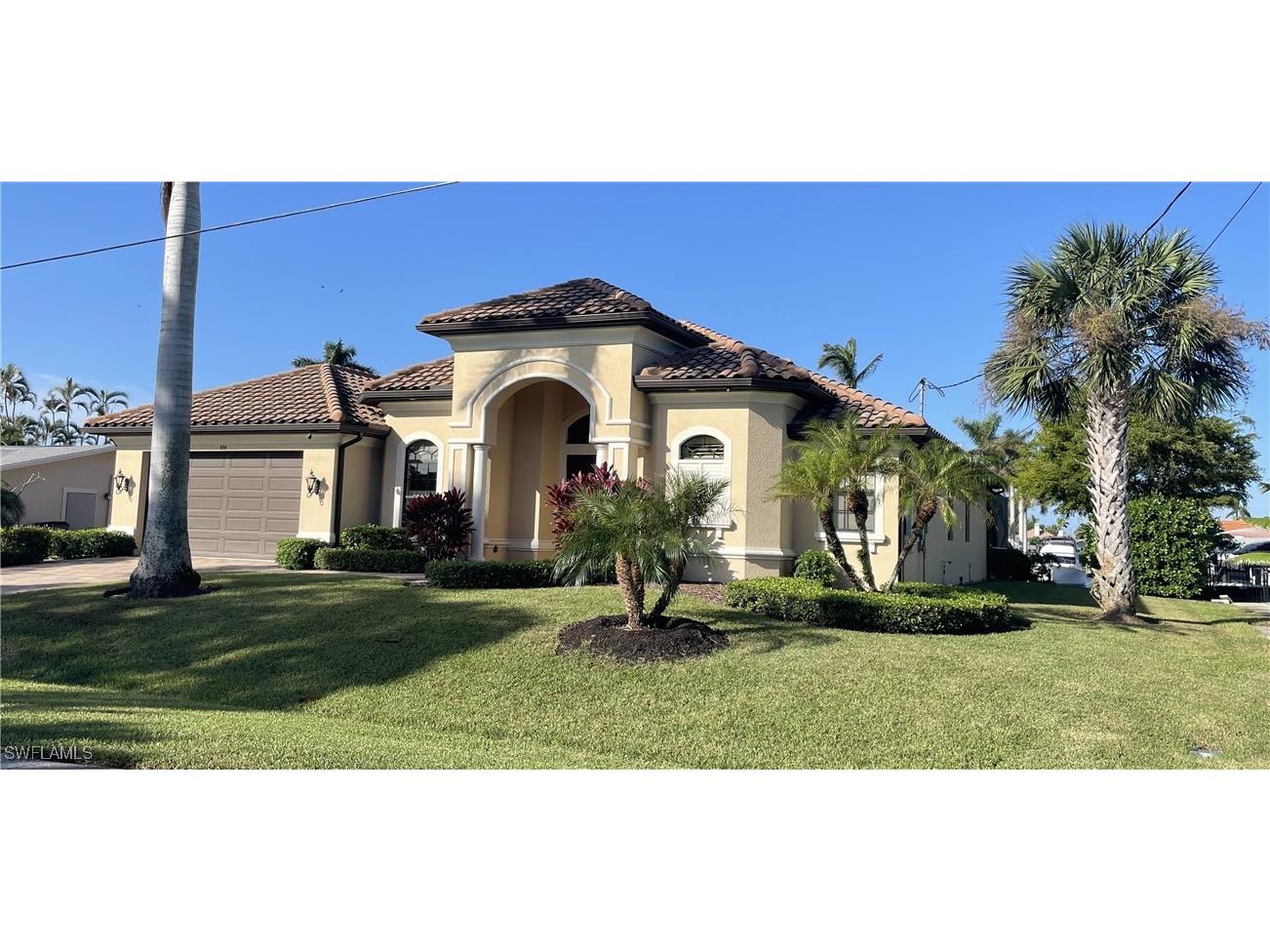 494 Keenan Avenue Fort Myers FL 33919 224086863 image1